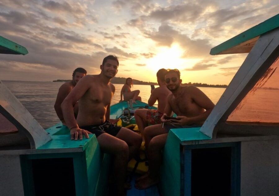 From Gili Trawangan: Sharing Sunset Snorkeling Small Group - Good To Know