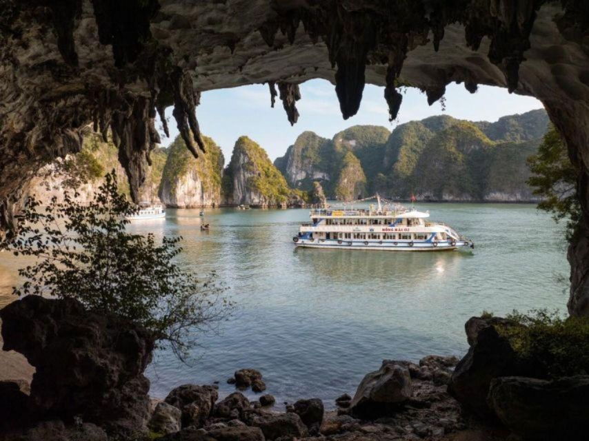 From Hanoi: Halong Bay Deluxe Cruise 6 Hours On Cruise
