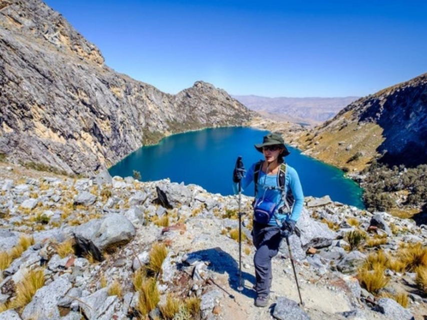 From Huaraz Hiking in the Churup Lagoon Private Service