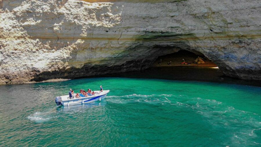 From Portimão: Benagil Boat Tour With Local Guide