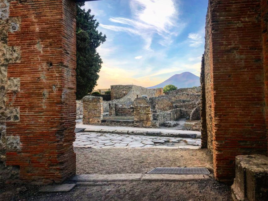 From Positano: Pompeii Ruins Guided Tour