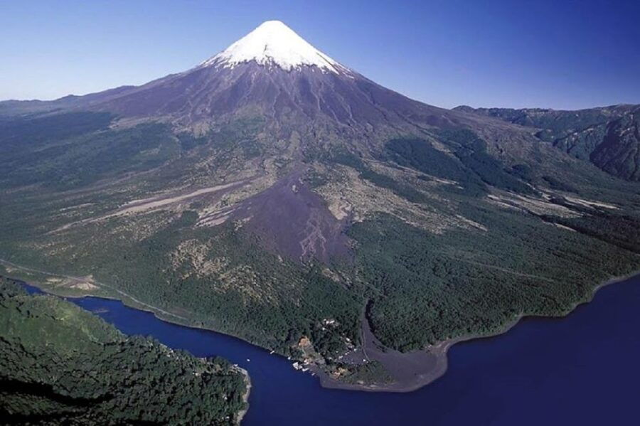 From Puerto Montt or Puerto Varas: Osorno Volcano Tour