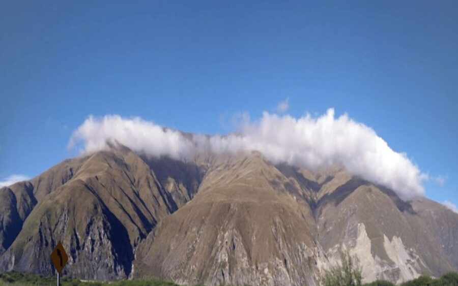 From Salta: Full-Day Tours of Cafayate and Humahuaca