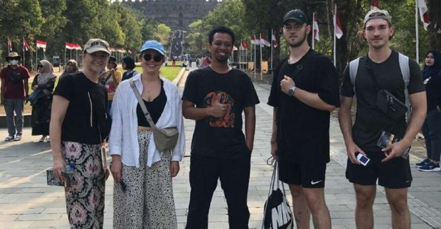From Semarang Port: Borobudur Temple Excursion Private