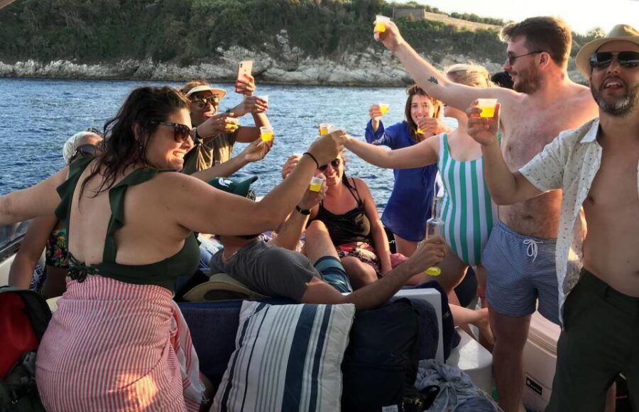 From Sorrento: Full-Day Boat Tour to Capri With Drinks