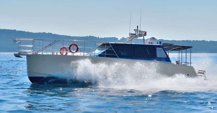 From Split: Blue Cave & 6 Islands Boat Tour With Lunch - Good To Know