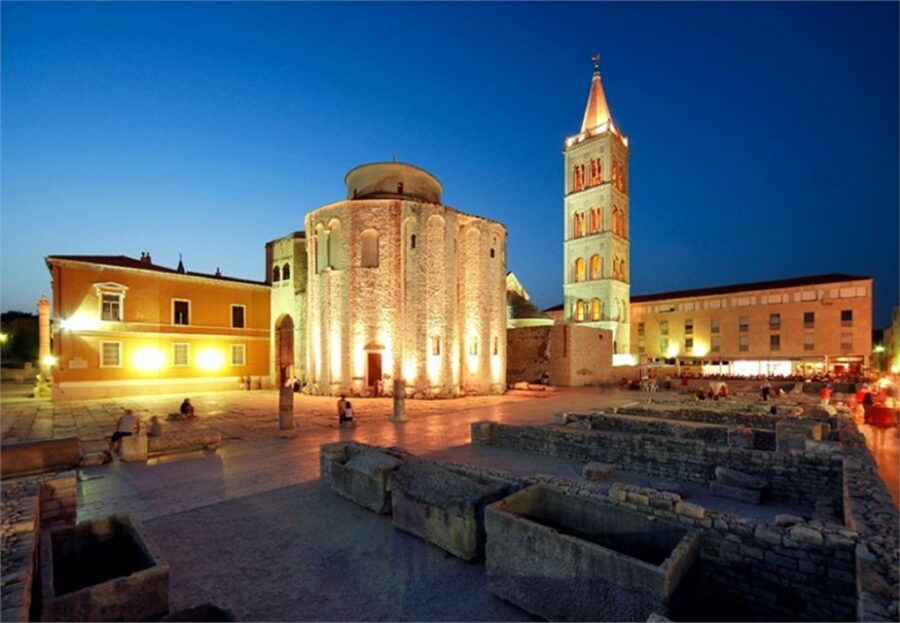 From Split or Trogir: Day-Trip to Šibenik and Zadar
