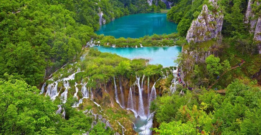 From Split: Transfer to Zagreb With Stop at Plitvice Lakes