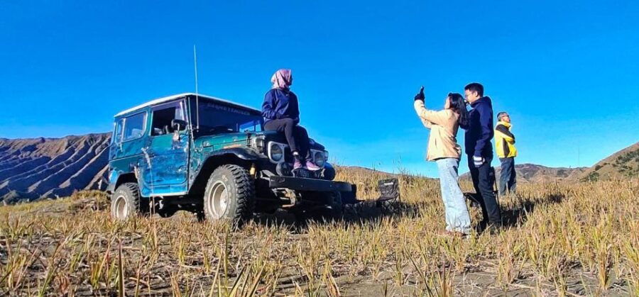 From Surabaya: Midnight Tour To Mt. Bromo For Sunrise