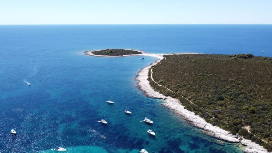 From Zadar: Full-Day Boat Trip to Sakarun Beach & Dugi Otok