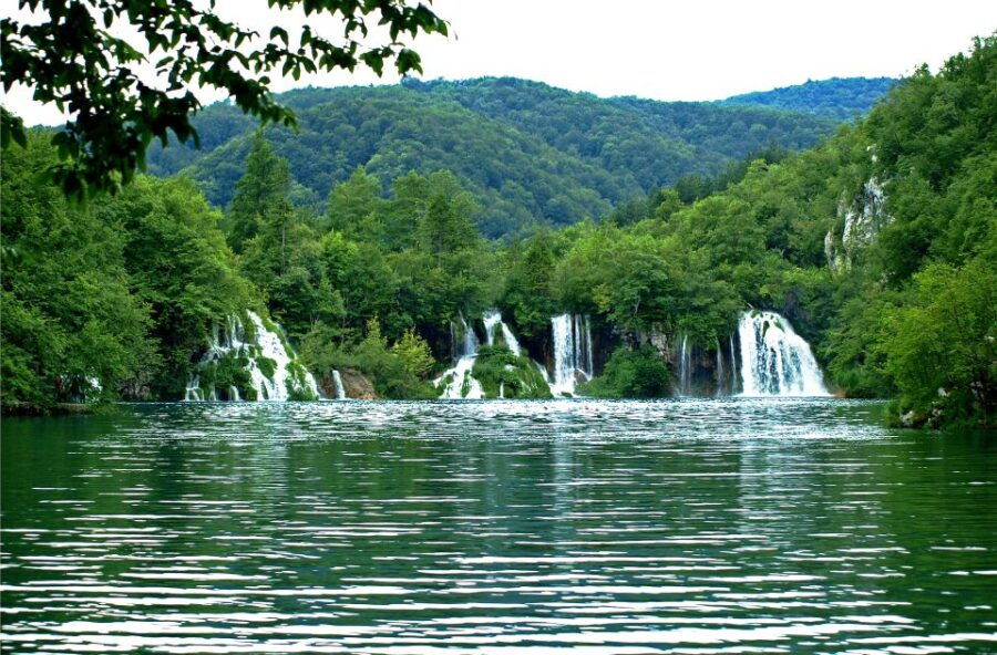 From Zagreb: Plitvice Lakes National Park Tour With Tickets - Good To Know