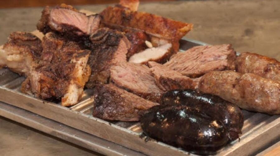 Full-Day at Santa Susana Ranch With BBQ, Drinks and Show