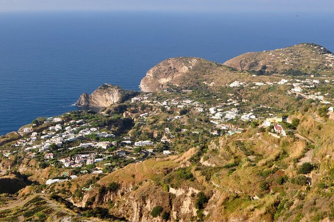 Full-Day Tour by Boat From Sorrento to Ischia and Procida - Good To Know