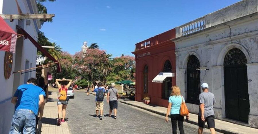 Full Day Trip to Colonia From Buenos Aires - Experience Highlights