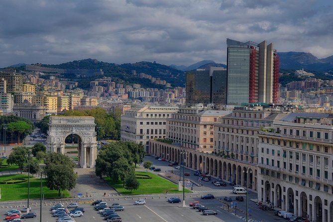 Genoa Airport Transfers : Genoa Airport GOA to Genoa City in Business Car