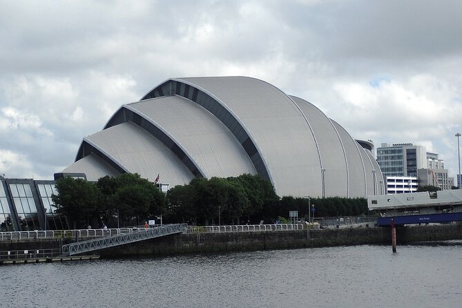 Glasgow Private Walking Tour With a Professional Guide