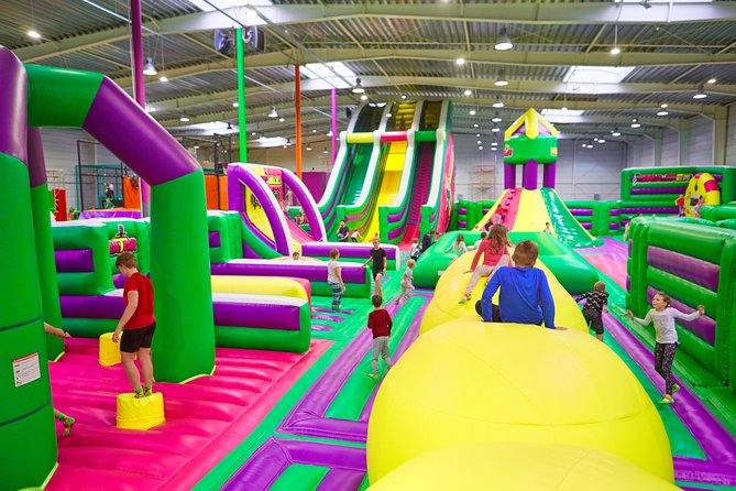 GOjump MEGAPARK Kraków-Sikorki 1h Ticket: GOair Inflatable Park - Experience Highlights
