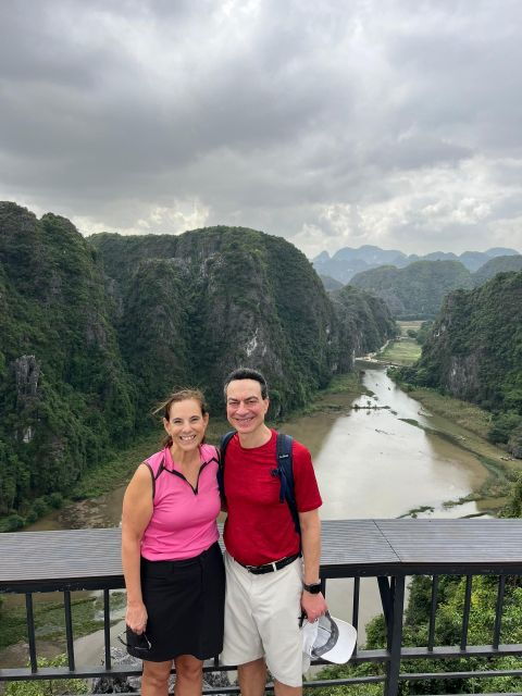 Group Tour Ninh Binh: Hoa Lu – Tam Coc – Mua Cave