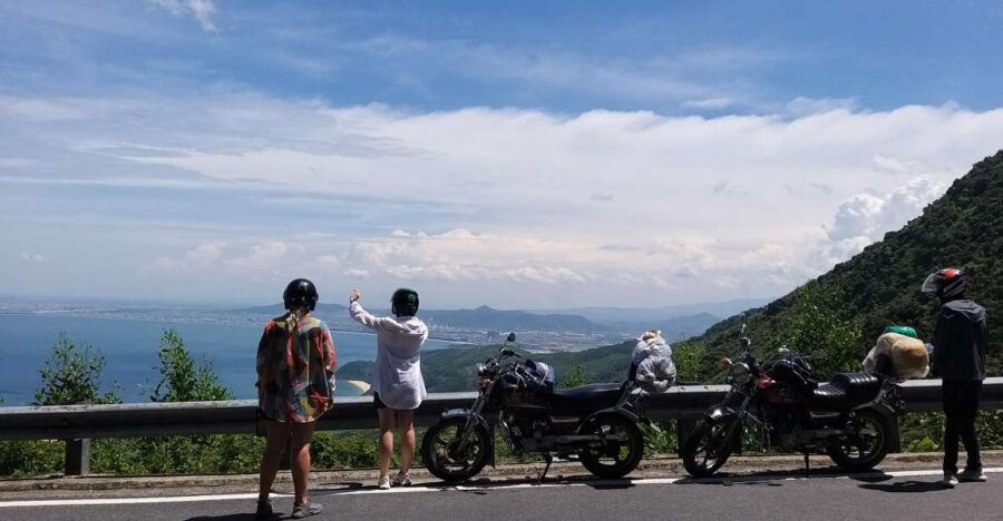 Hải Vân Pass Motorbike Tour One Way Between Hue, Hoi An, Danang