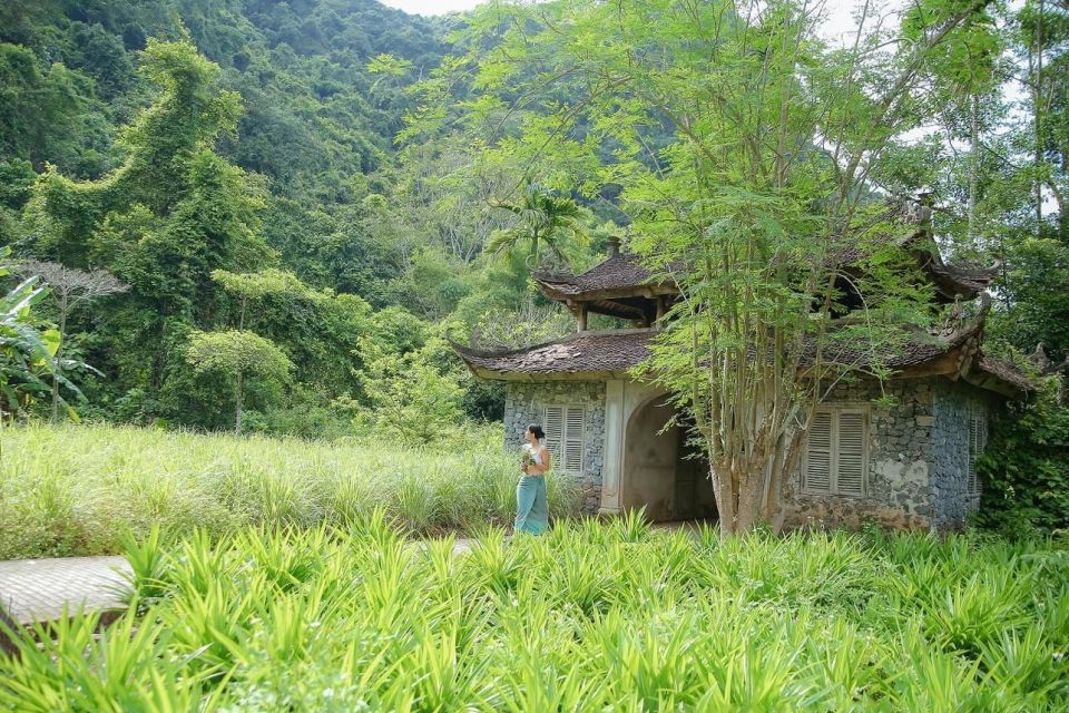 Half Day Cycling in Viet Hai Village ,Kayaking on Lan Ha Bay