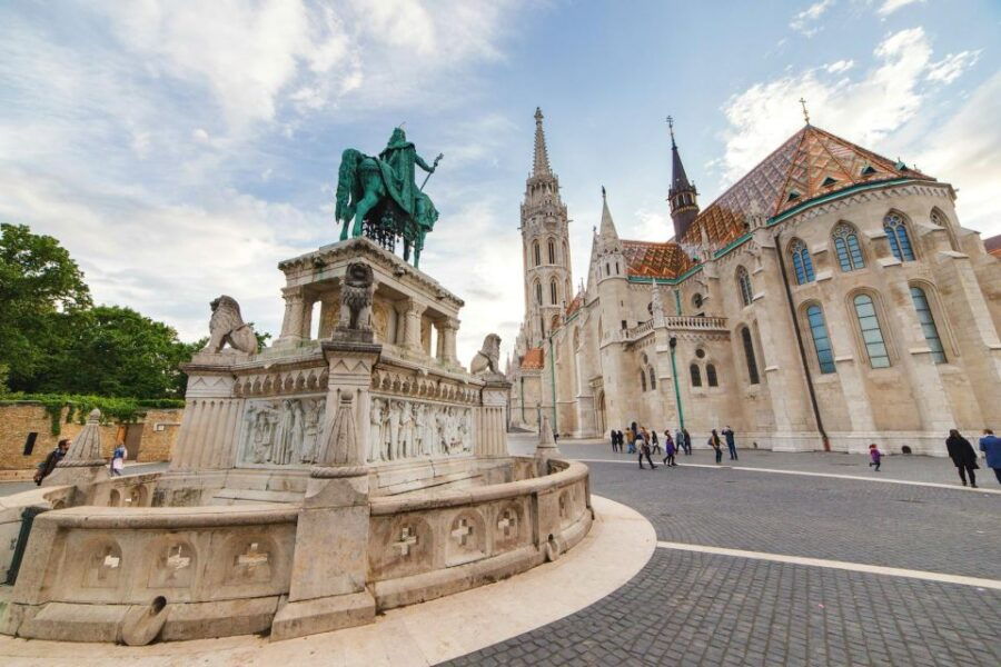 Half Day Private Budapest Driving Tour - Good To Know