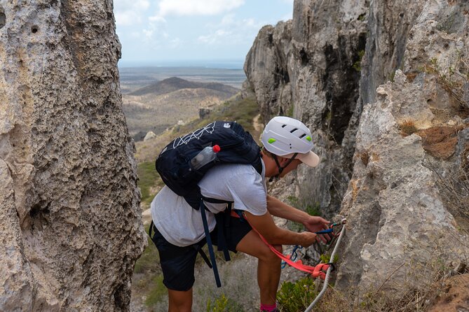 Half or Full Day Climbing Trip at the Tafelberg, Curaçao - Exclusive Access to Tafelberg Climbing Spot