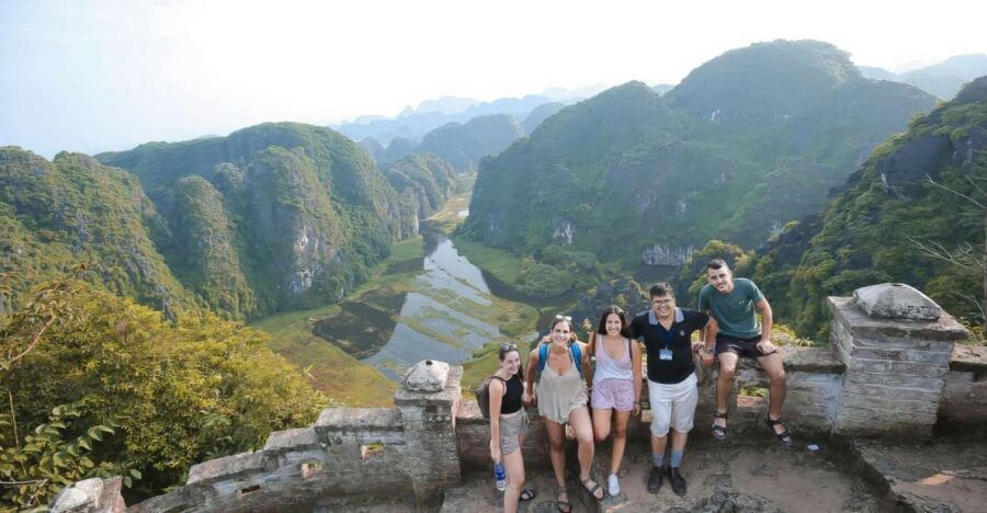 Hanoi: Hoa Lu, Trang An, and Mua Cave Full-Day Trip & Lunch - Full Description