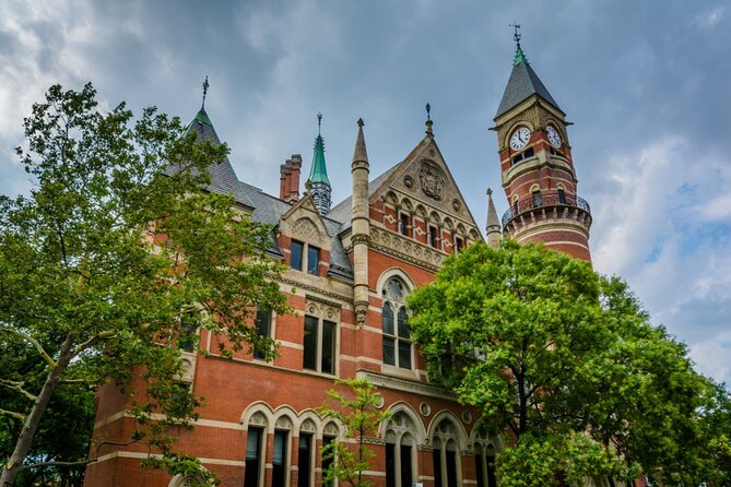 Haunted Outdoor Escape Game in New York Greenwich Village - Good To Know