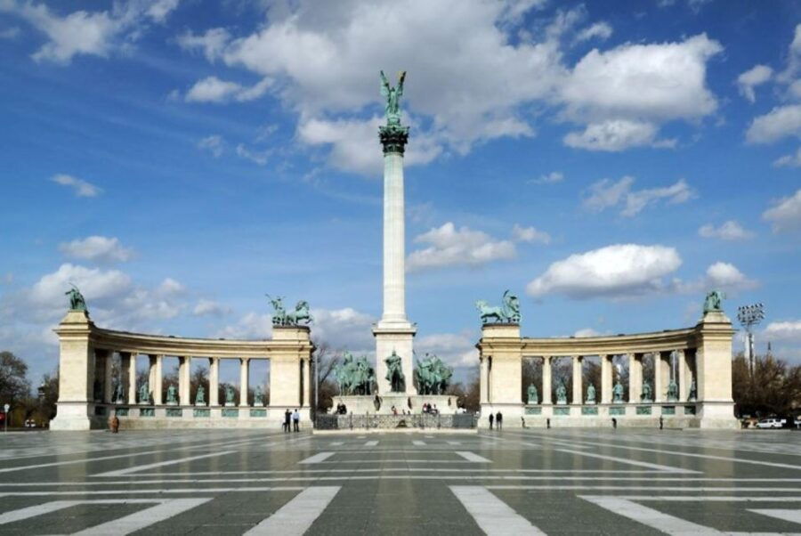 Heroes' Square, Andrassy Avenue and City Park Highlights - Good To Know