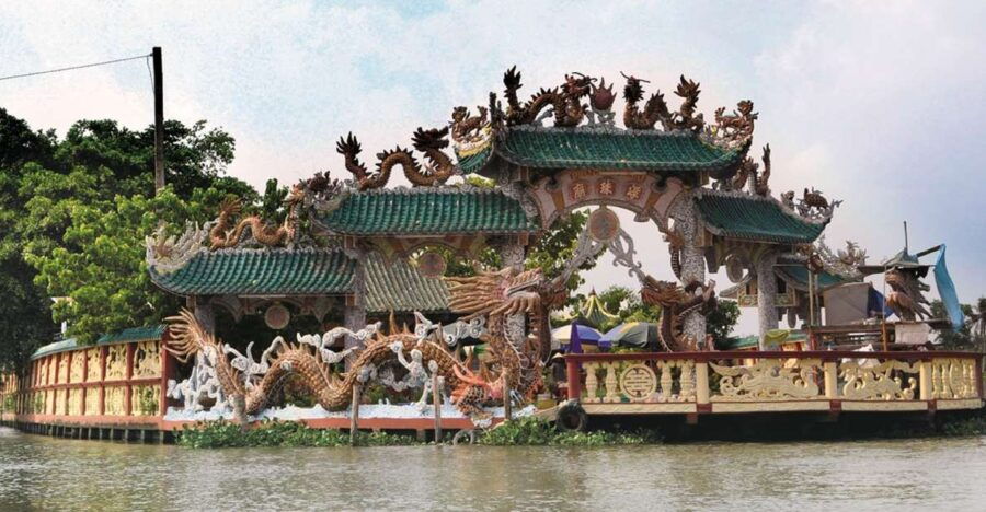 Ho Chi Minh City: Dragon Floating Temple Sightseeing - Good To Know