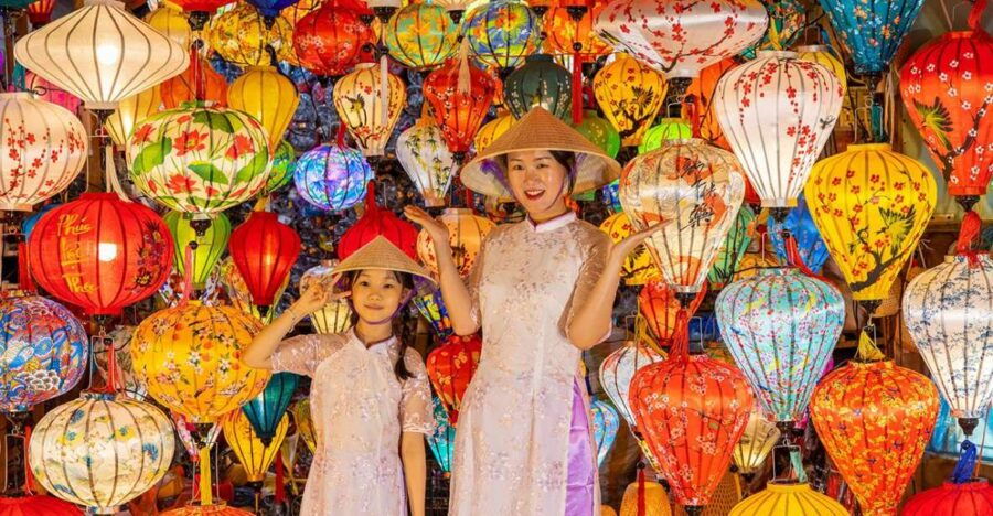 Hoi an by Night: 4-Hour Tour With Dinner - Good To Know