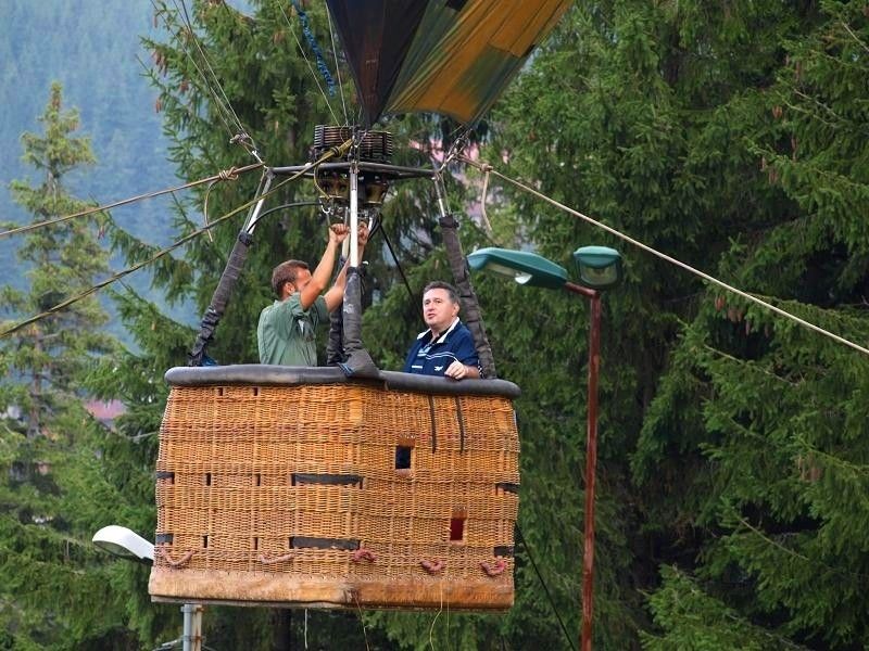 Hot Air Balloon Flying Lesson in Bucharest