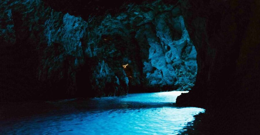 Hvar: Blue and Green Caves Boat Tour With Stiniva Beach