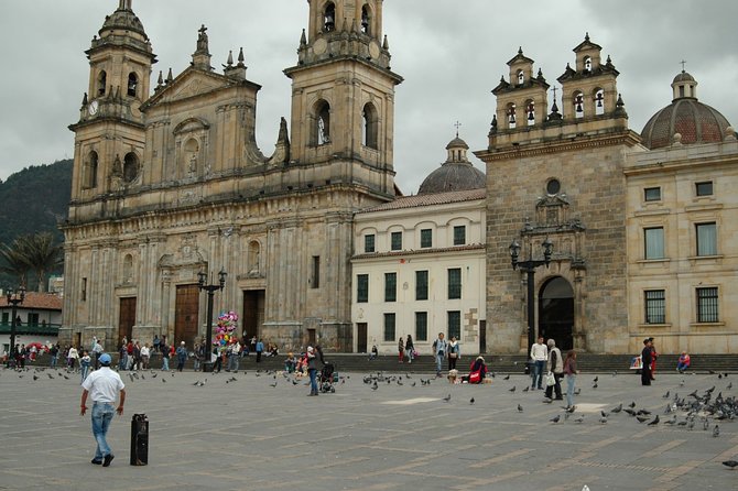 Immerse in Bogotá: Exclusive Local Experience