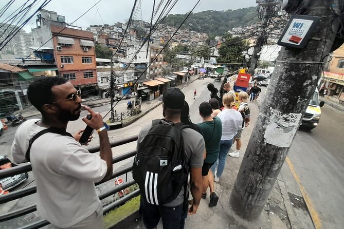 In Favela All Day Long - Reviews Analysis