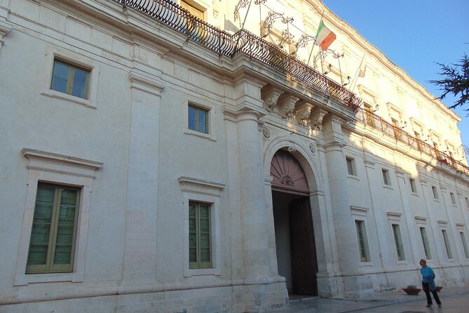 Itria Valley in a Full-Day Tour: Martina Cisternino & Locorotondo