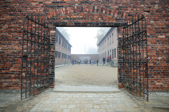Kraków Auschwitz Birkenau Guide Book Tour - Reviews and Ratings Overview