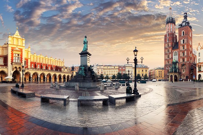 Krakow City Tour by Electric Car