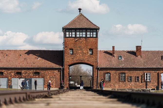 Krakow:Visit Auschwitz-Birkenau & Hotel Pickup & Refund Assurance - Pickup Information and Requirements