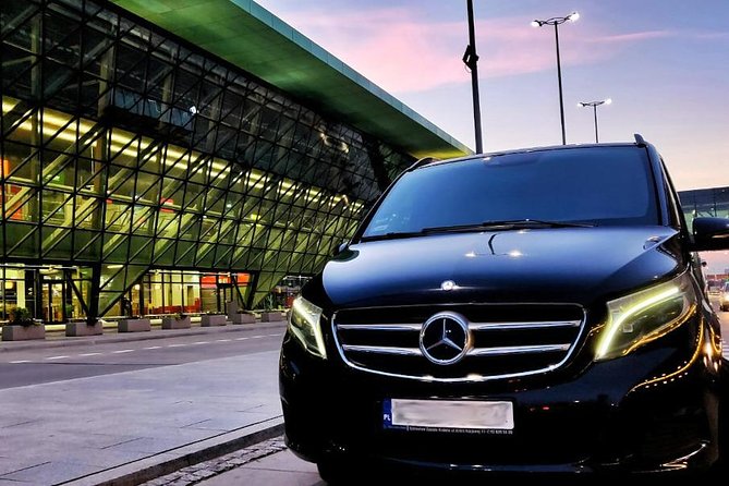 KTW Katowice/Pyrzowice Airport: Private Transfer to Krakow - Transportation Details