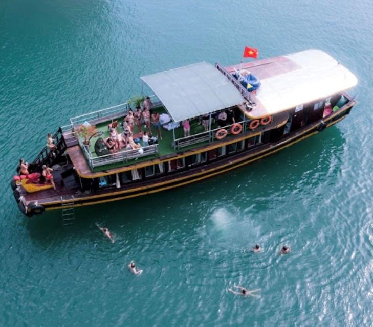 Lan Ha Bay – Ha Long Bay Boat Tour,kayak,snorkel,Caves