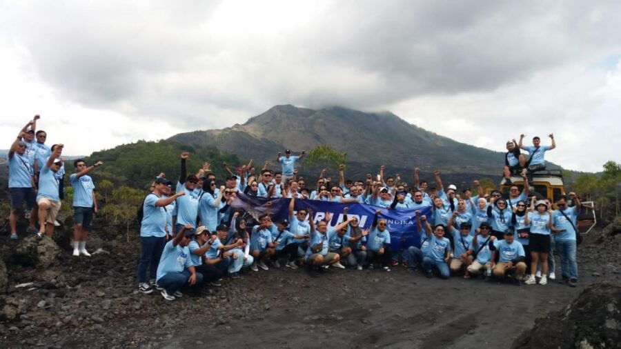 Land Rover Experience Tour Kintamani & Ubud Swing