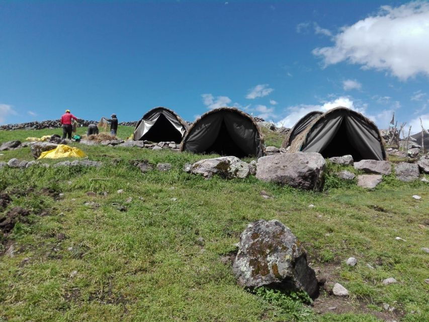 Lares Trek to Machu Picchu 4 Days