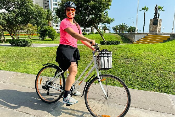 Lima Bike Tour in Miraflores & Barranco - Shared Small Group - The Sum Up