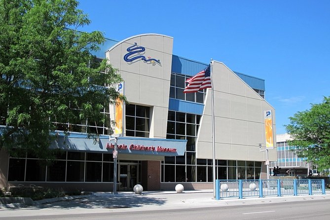 Lincoln Scavenger Hunt: Capitol to Campus!