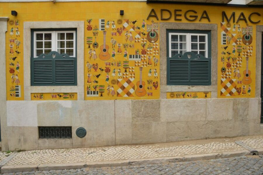 Lisbon: Bairro Alto and Bica City Discovery Game - Good To Know