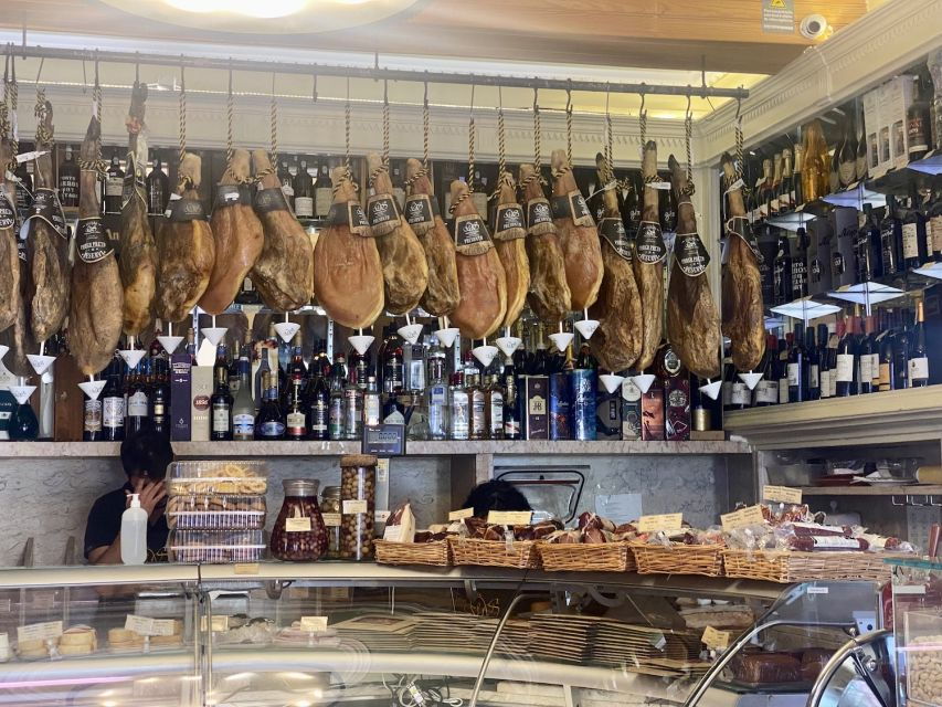 Lisbon: Baixa and Chiado Districts Self-Guided Walking Tour - Good To Know