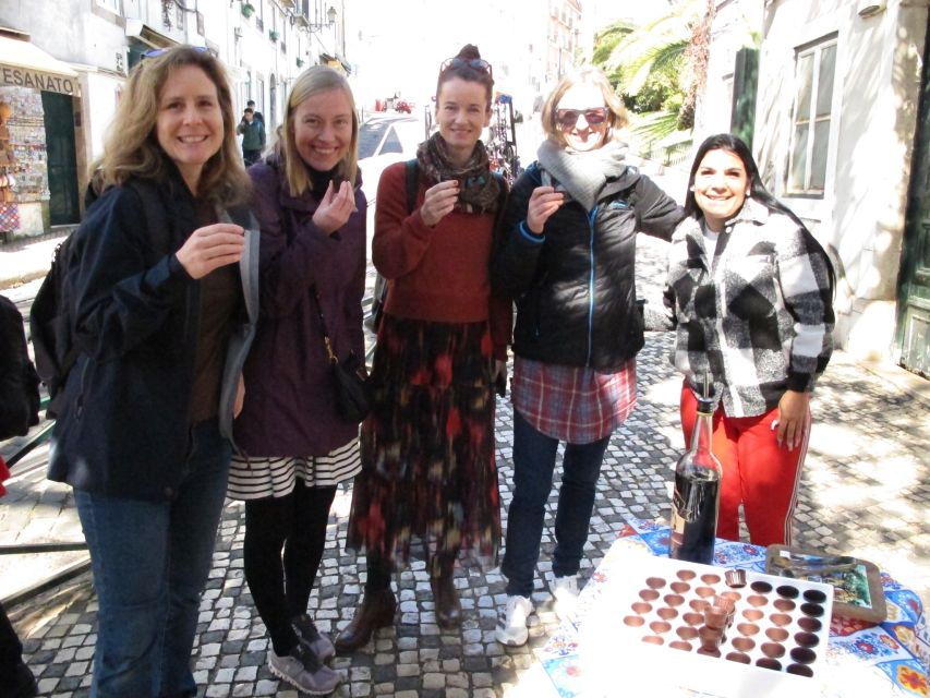 Lisbon: City Introduction Guided Walking Tour - Good To Know