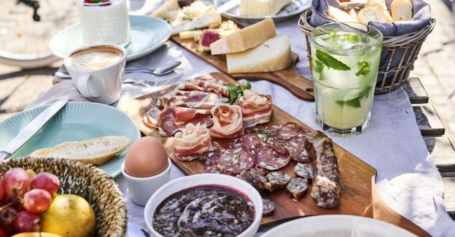 Ljubljana: Market Tour With Breakfast - Good To Know