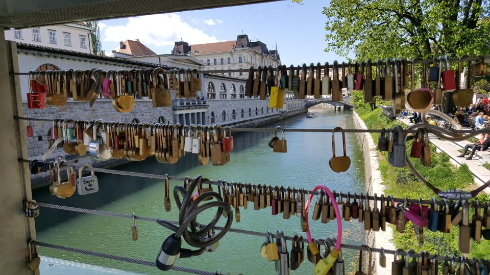 Ljubljana: Walking Tour With Licensed Guide